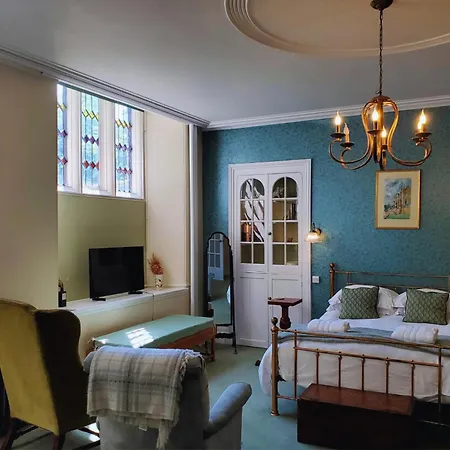 The Hall - Historic Grade I-Listed Jacobean Mansion Bradford-On-Avon Exterior photo